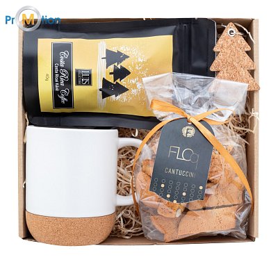 Coffee gift set mug, coffee, cookies, pendant with logo print